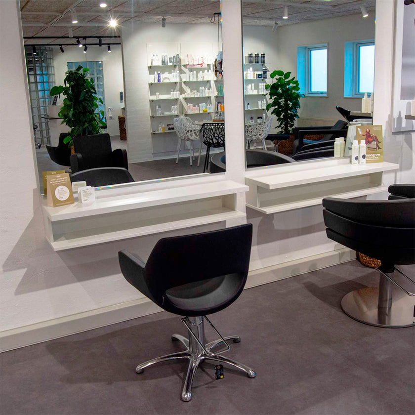 SINGLE control shelf matt white