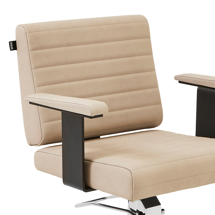 FAME barber chair w/cross base BIRC