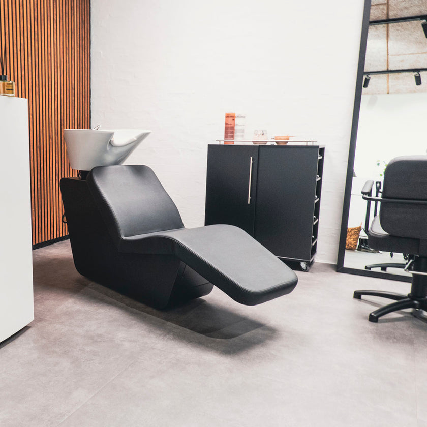 MARINA RELAX wash chair black w/white basin