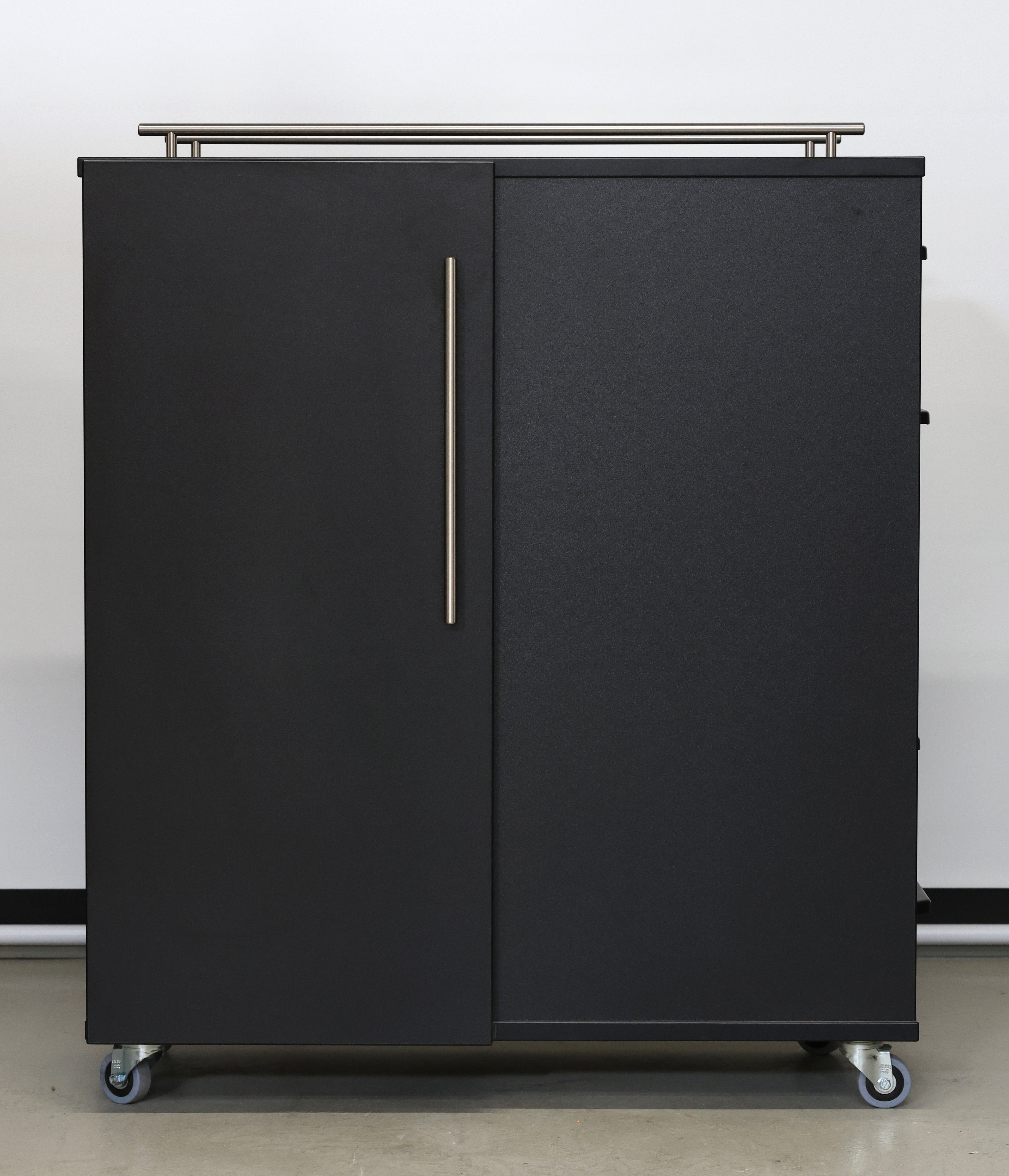 DEMO SAVOY rullebord kabinet