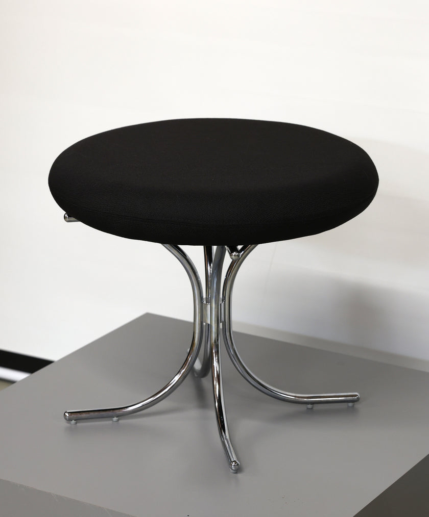 Modular Chair VernerPanton black stool