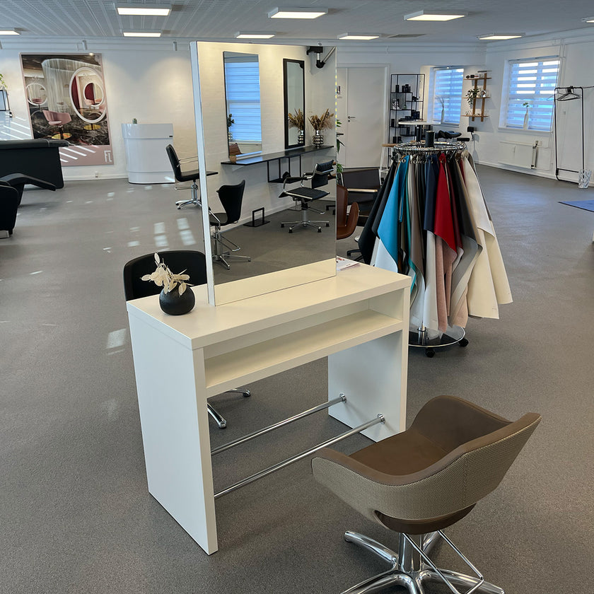 DEMO VANESSA double console matt white