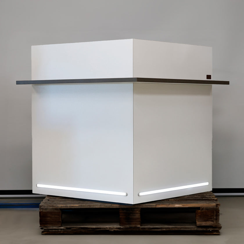 DEMO WINDSOR desk White-Bonobo Oak 92x92 LED